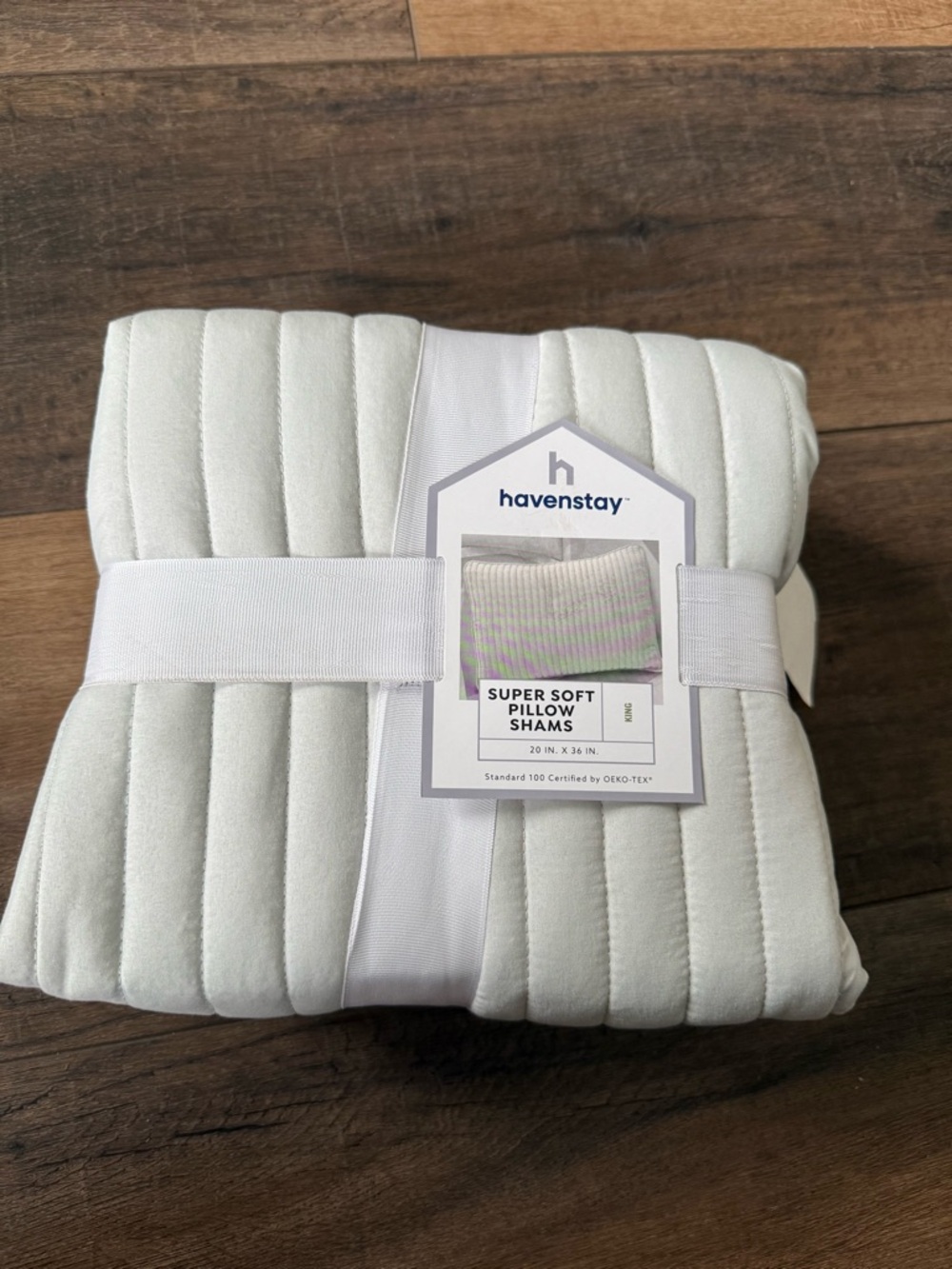 Havenstay Super Soft light gray Quilted Pillow Shams king set of 2 new